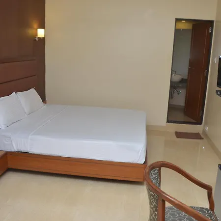 Hotel Ashray International, Sion - Near Bkc-2